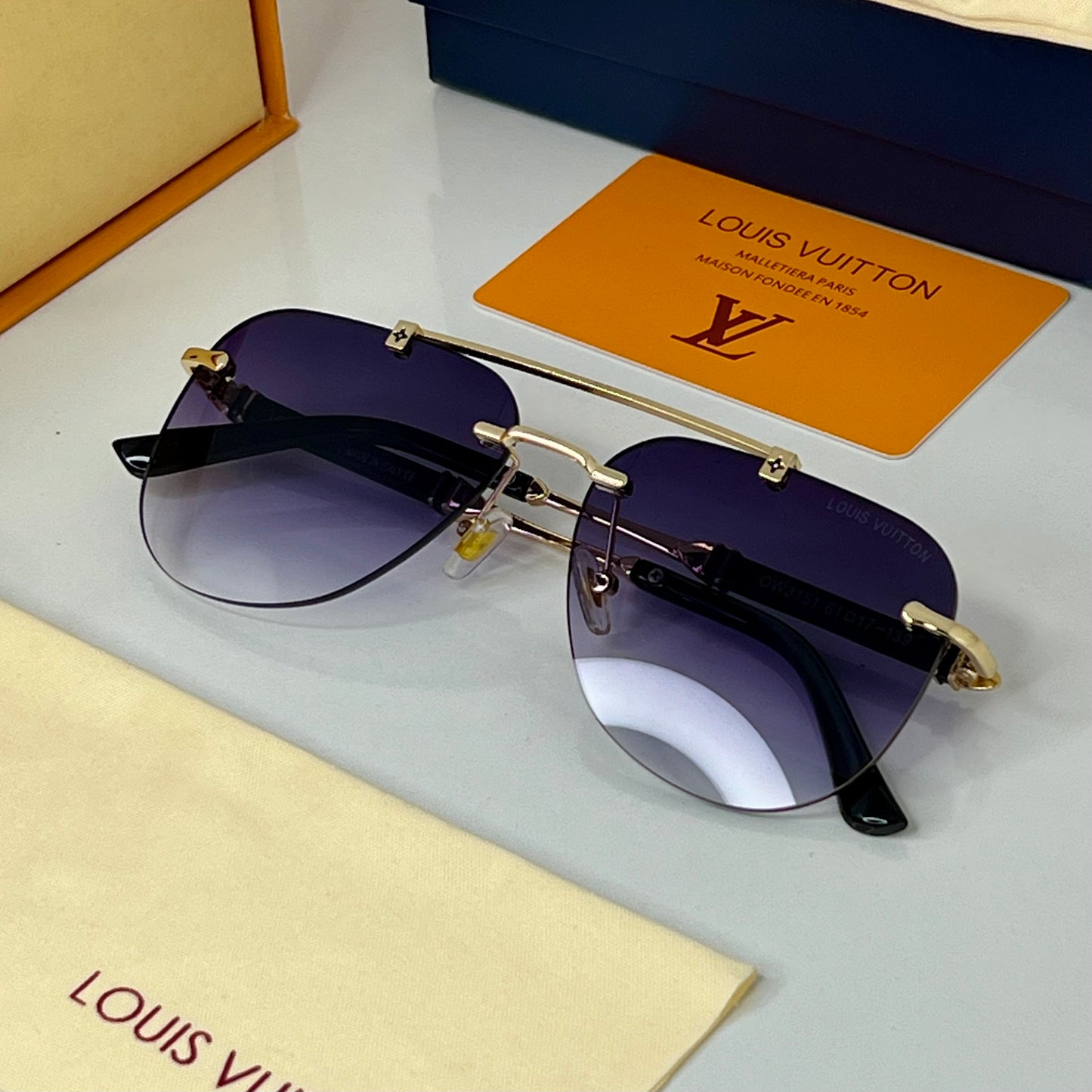 Lunettes LV Shadow line violet