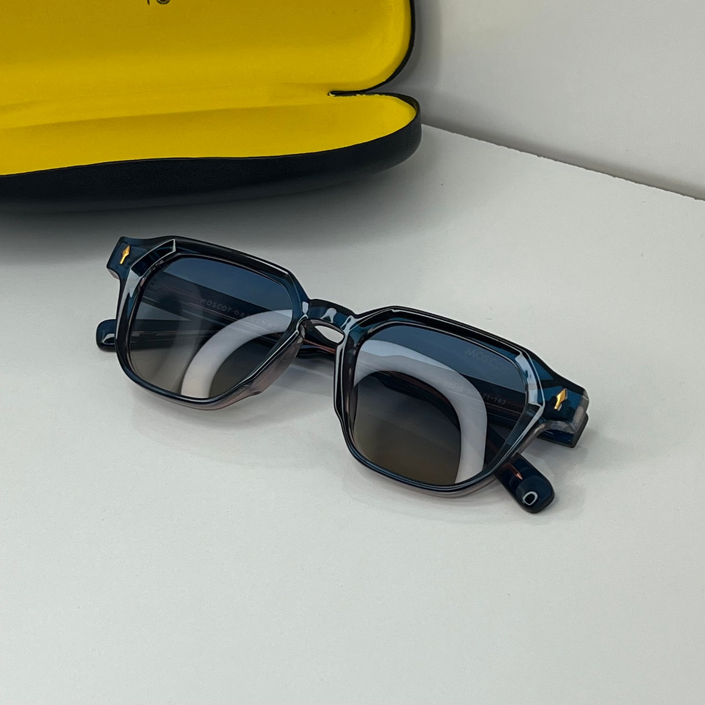 Lunettes Moscot Bleu Rouge
