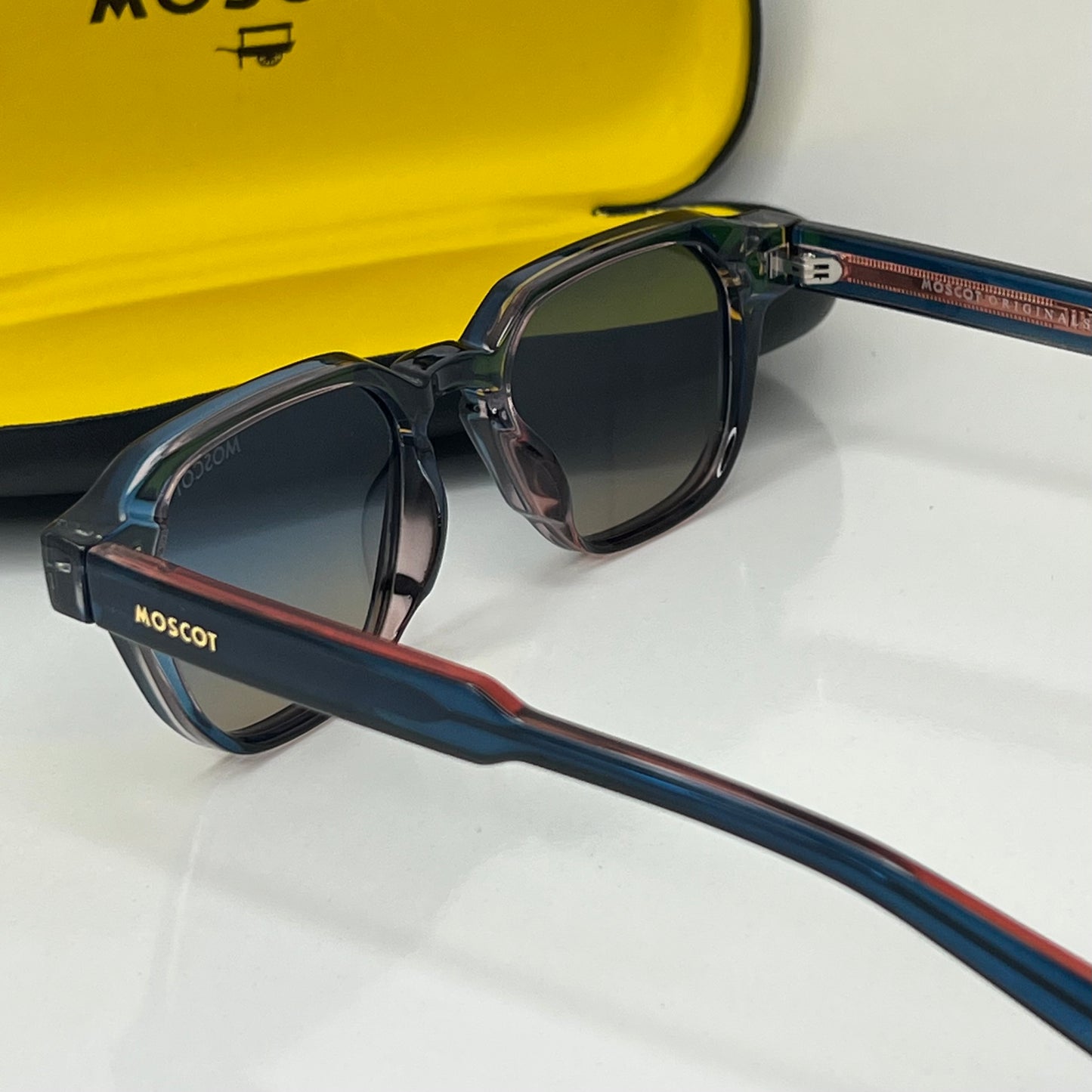 Lunettes Moscot Bleu Rouge