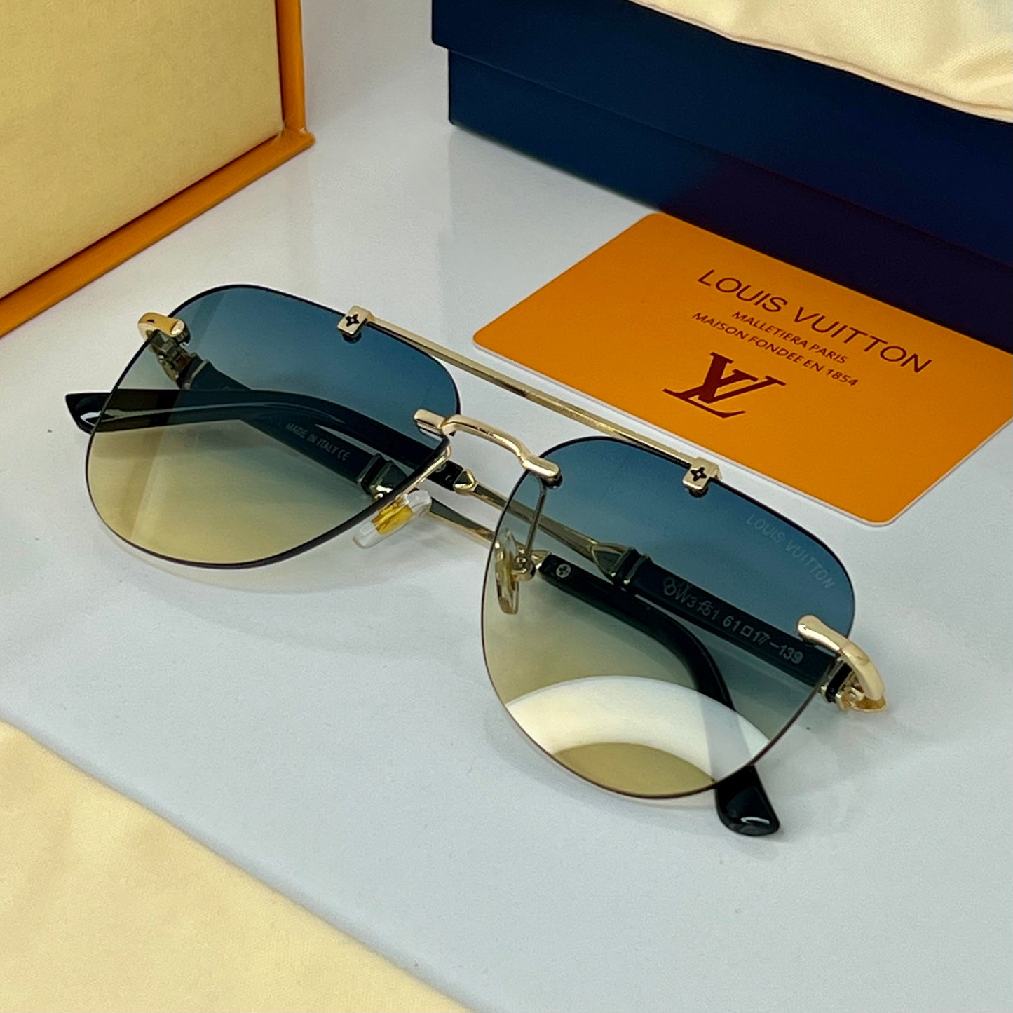 Lunettes LV Shadow line Bleu ciel