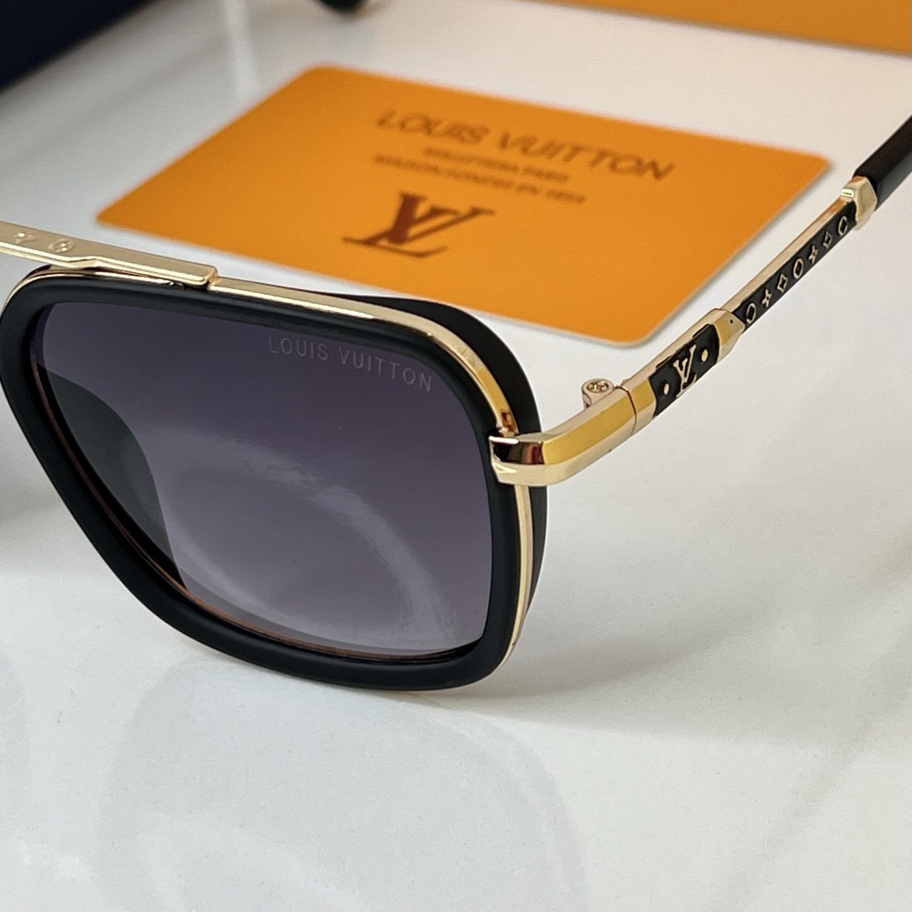 Lunettes LV Noir/Gold