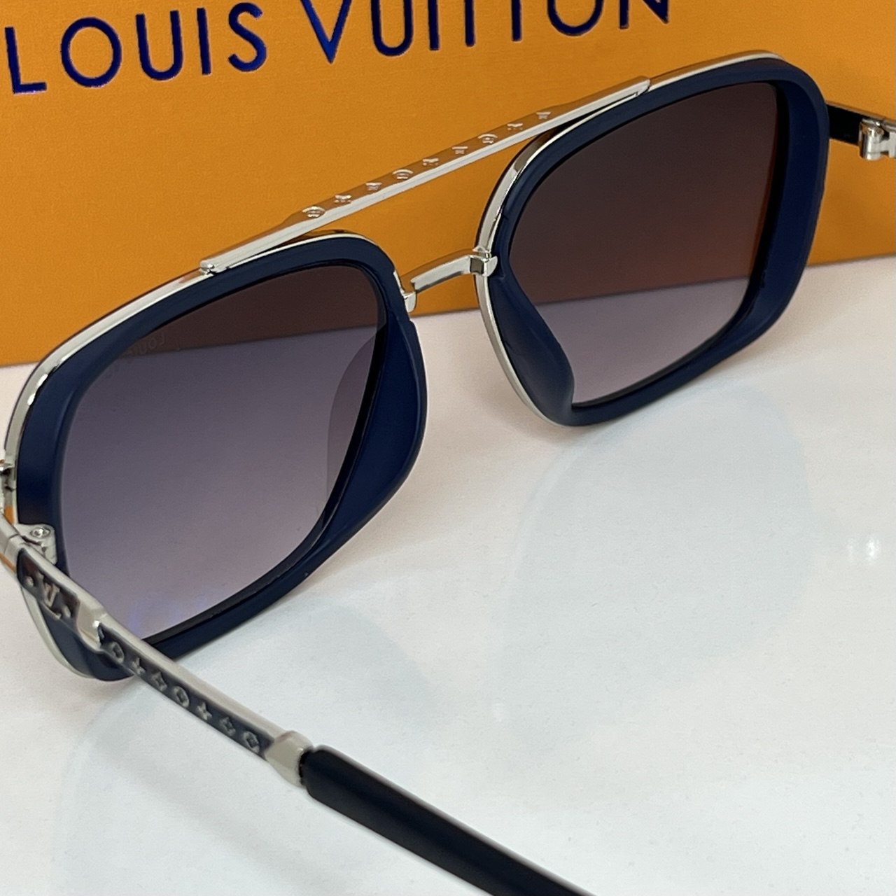 Lunettes LV Bleu