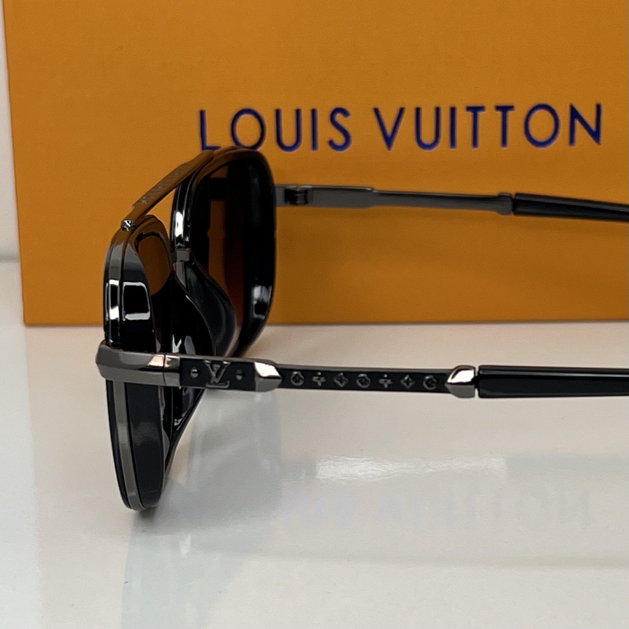 Lunettes LV Noir/Gris