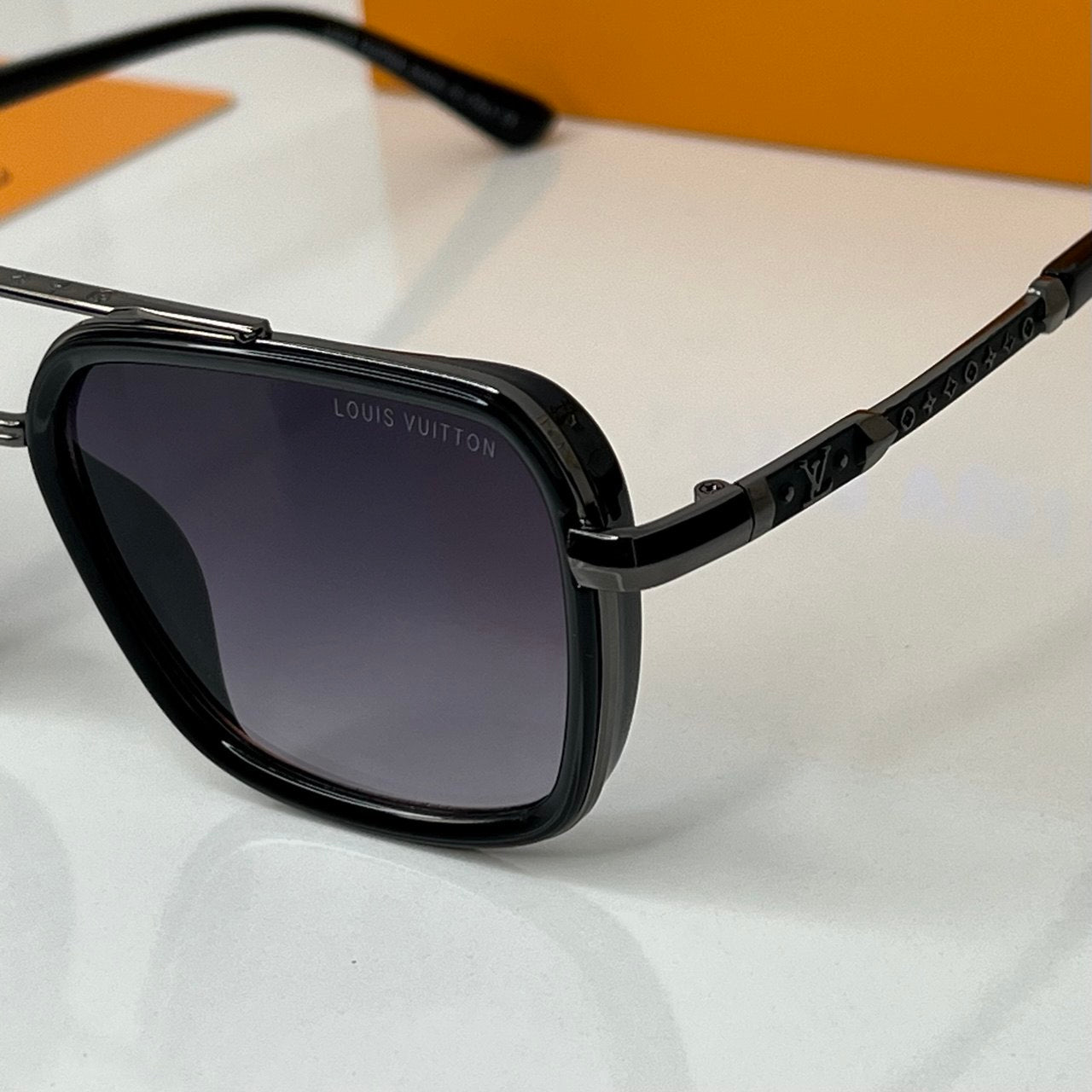 Lunettes LV Noir/Gris