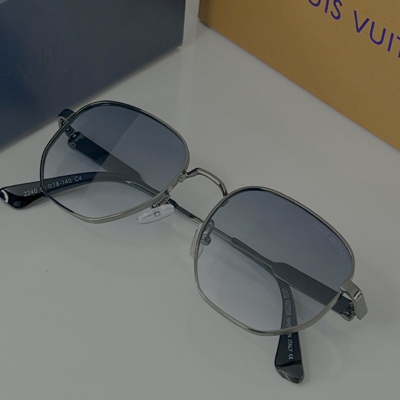 Lunettes LV Monaraque