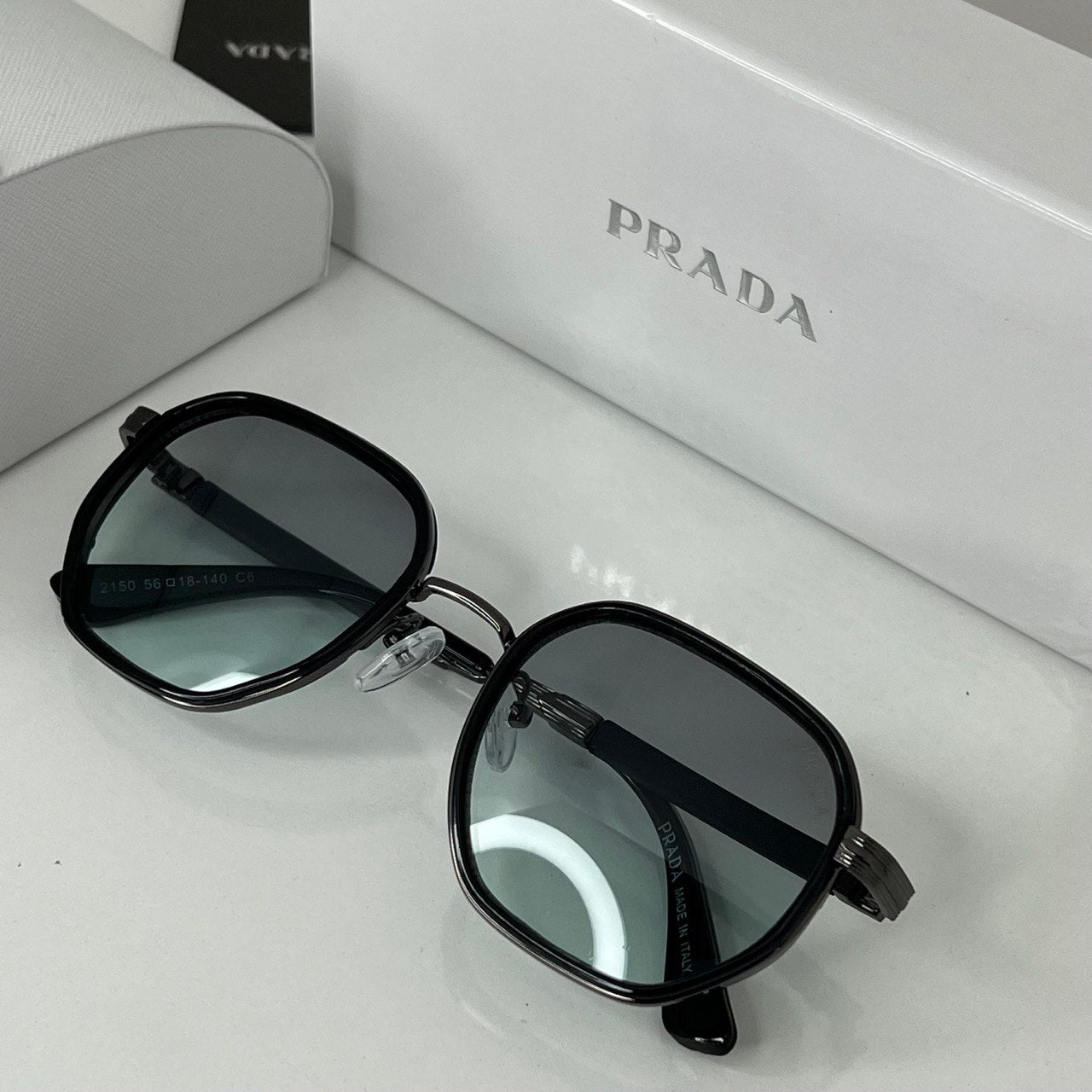 Lunettes Prada Nova