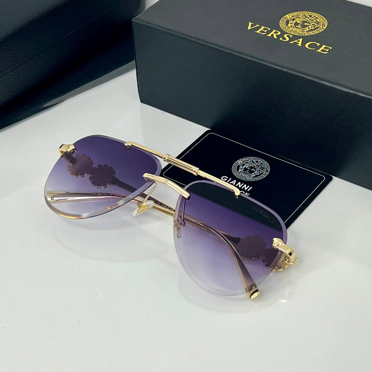 Versace Velmora Violet Urbain