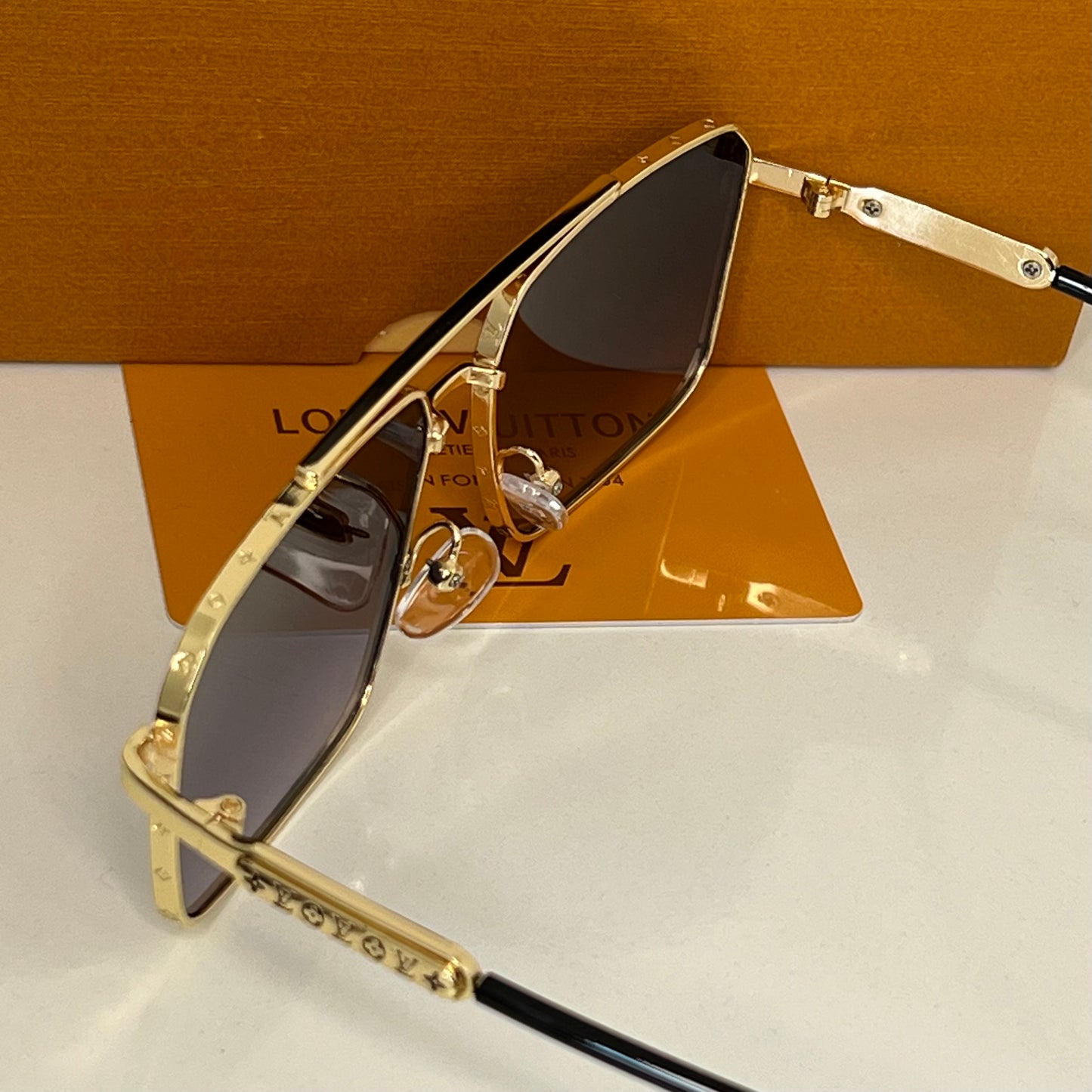 Lunettes LV Titanium Ombra Gold