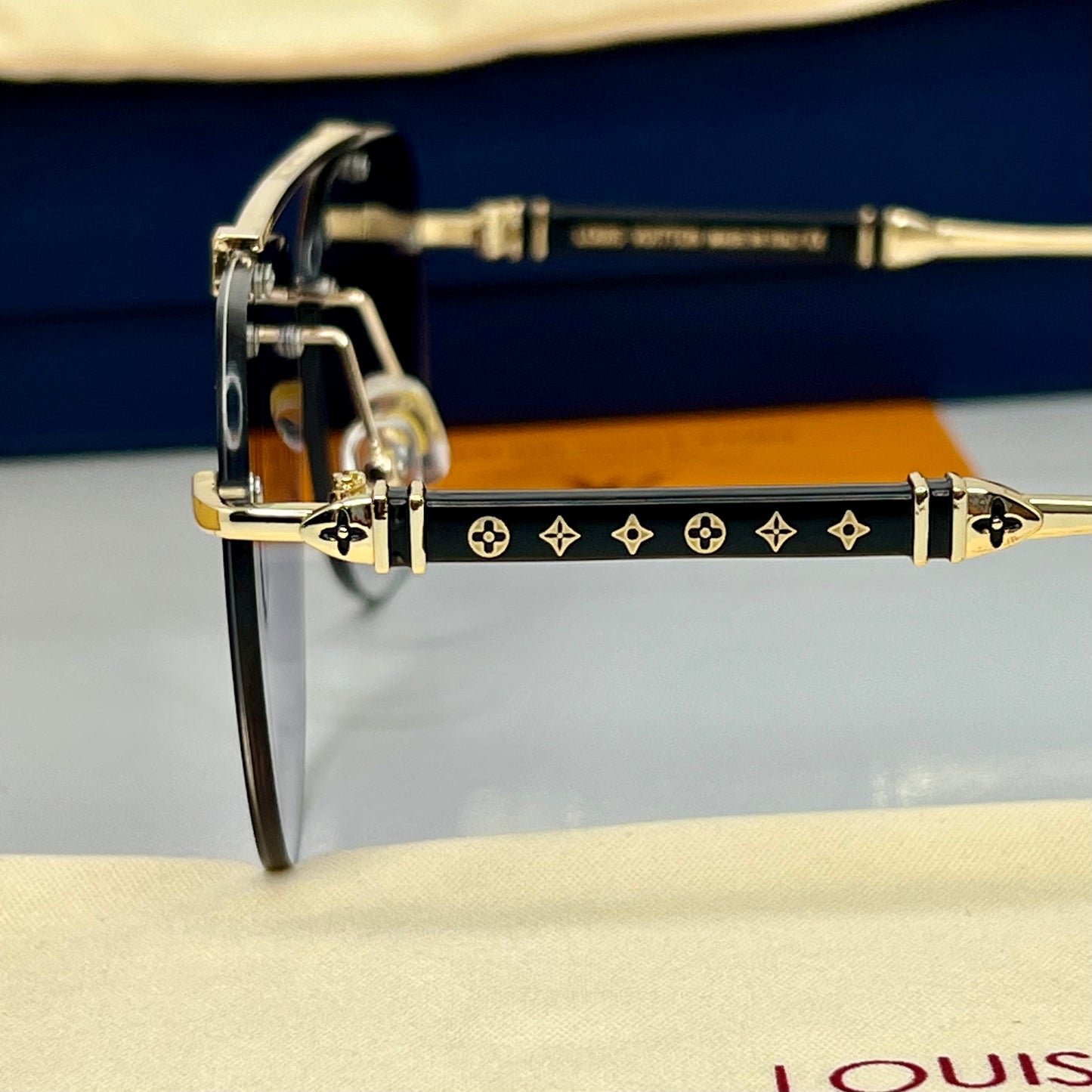 Lunettes LV Shadow line violet