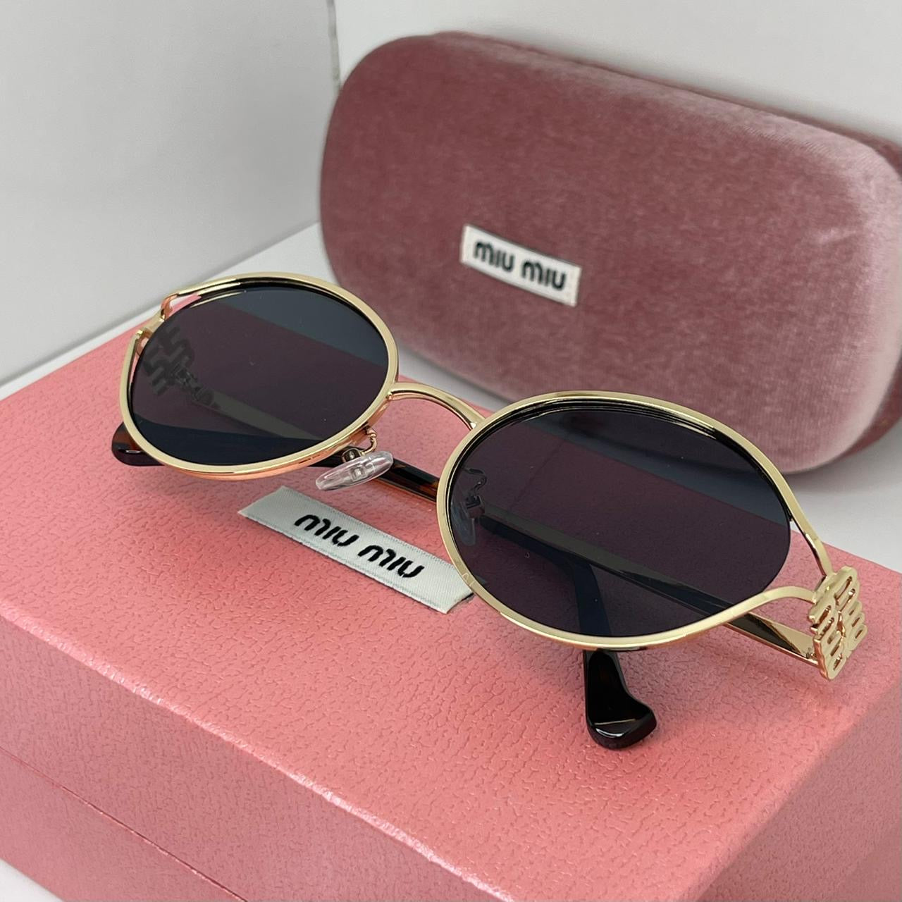 Mui Mui Chic Noir