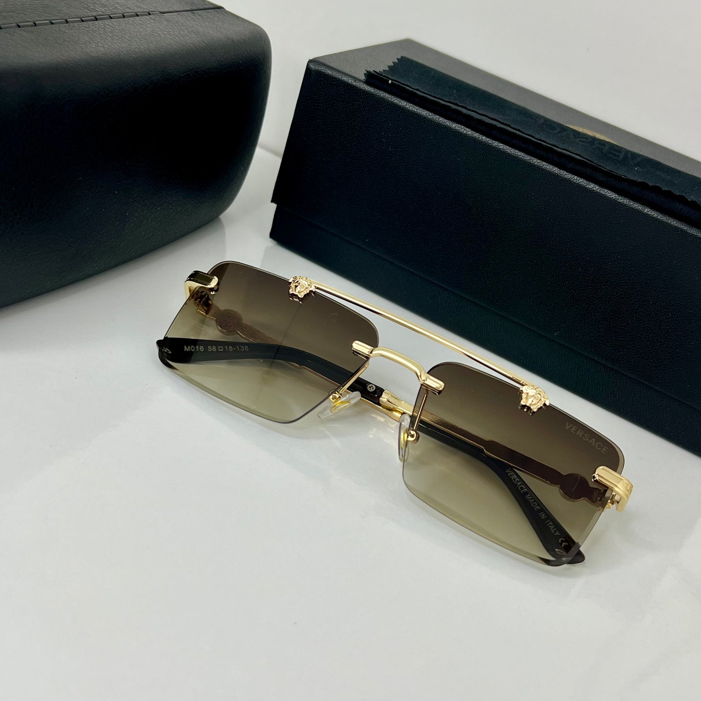 Night Gold Classique HV-03