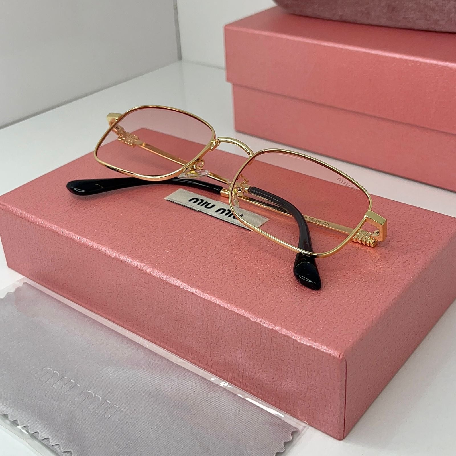 Lunettes Mui Mui Pink