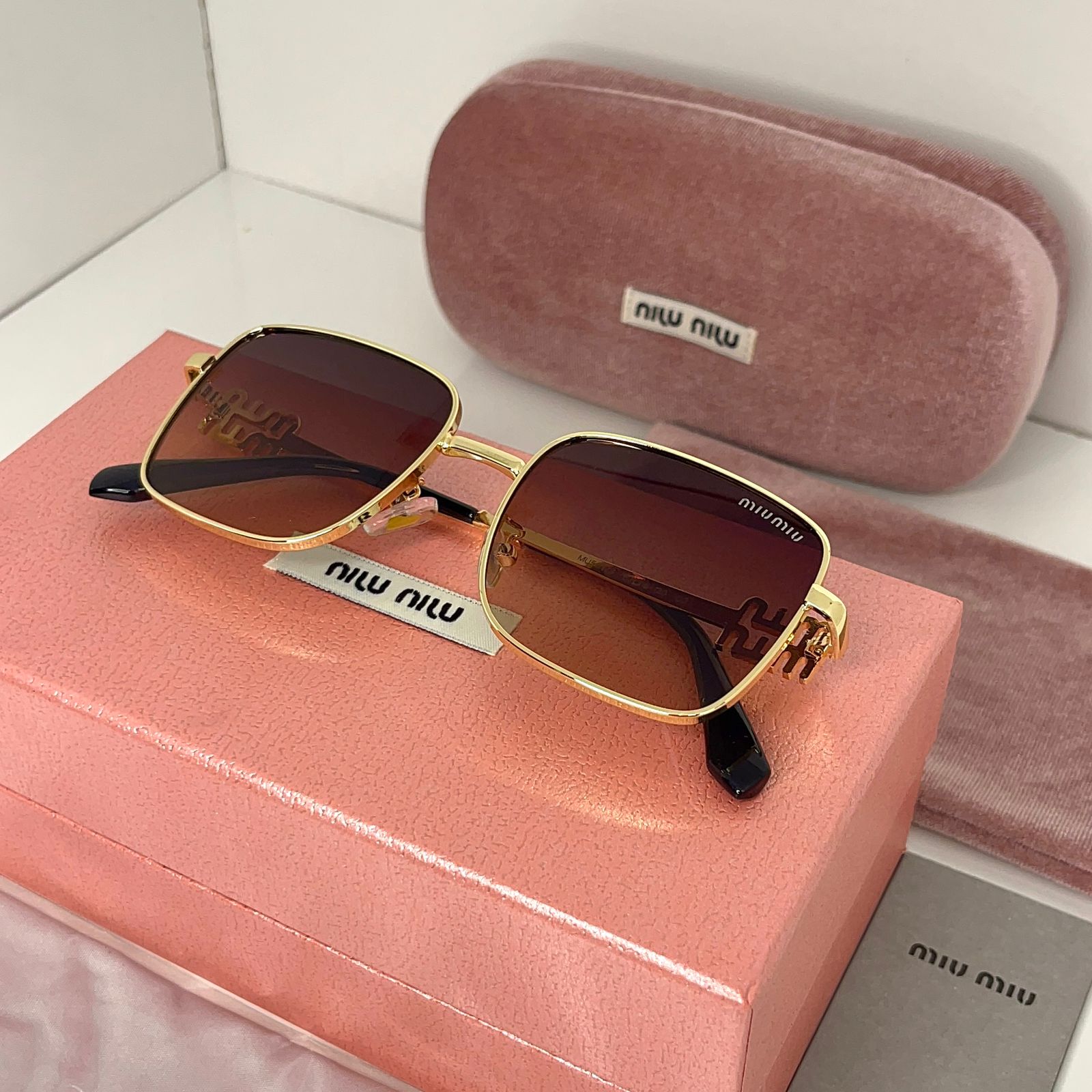 MIU MIU Bold Gold