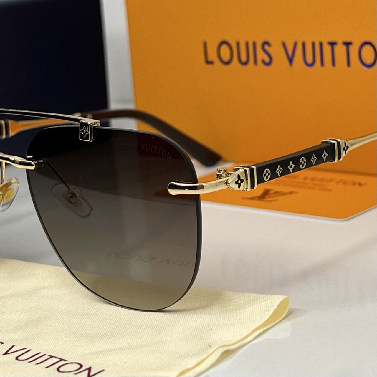 Lunettes LV Shadow Line Marron
