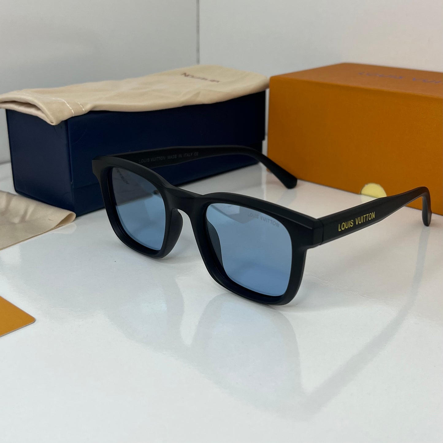 Lunettes LV Black Ocean