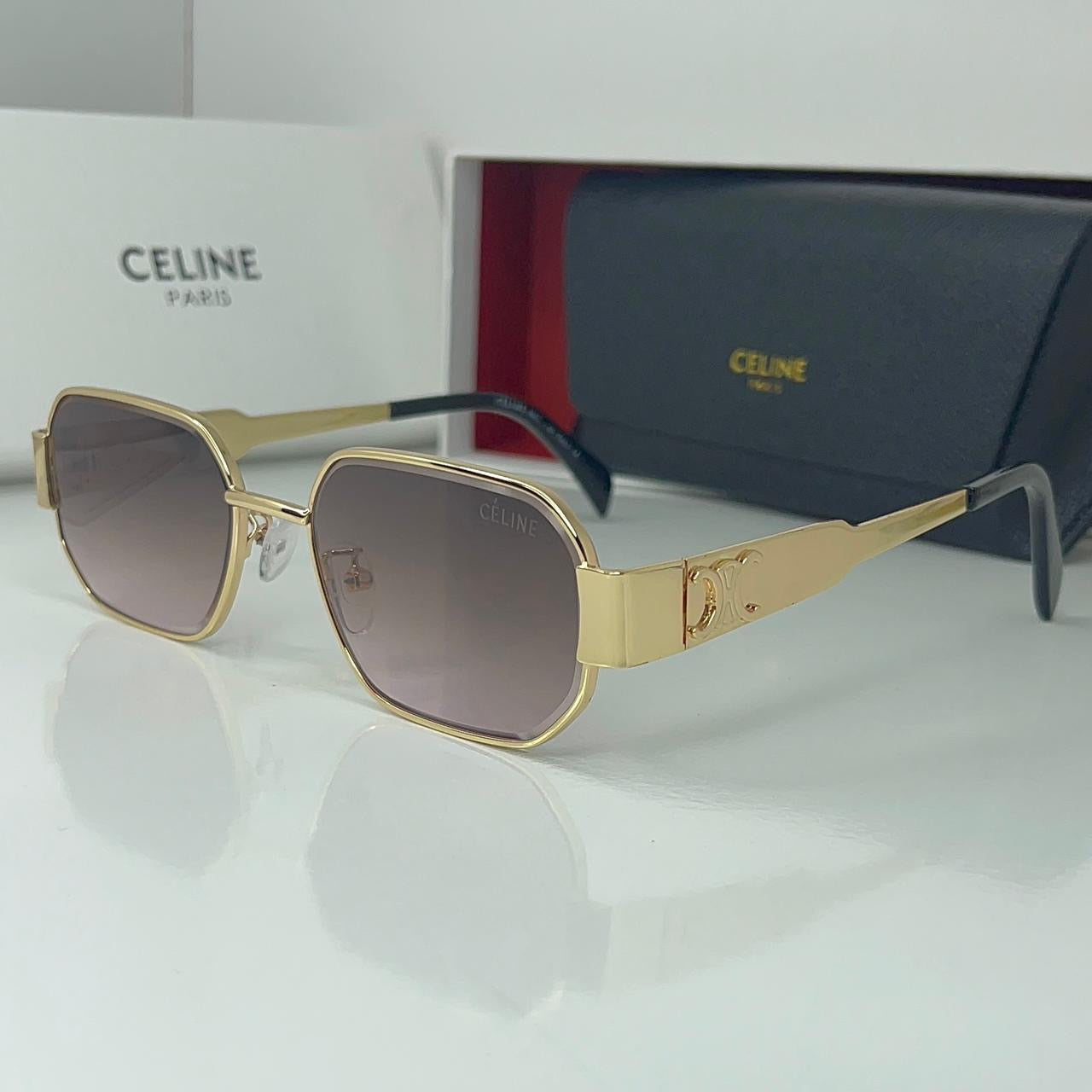 Céline Carré Gold