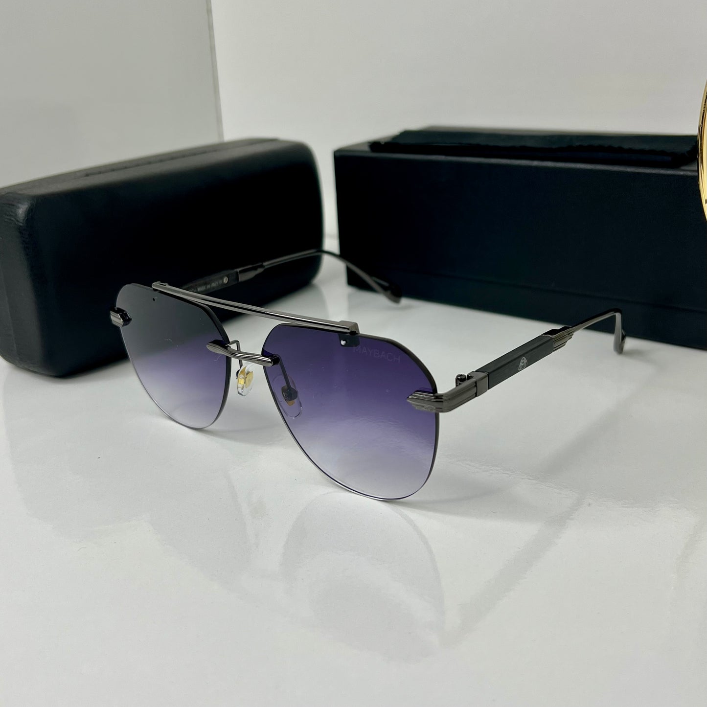 Maybach Violet HV-05