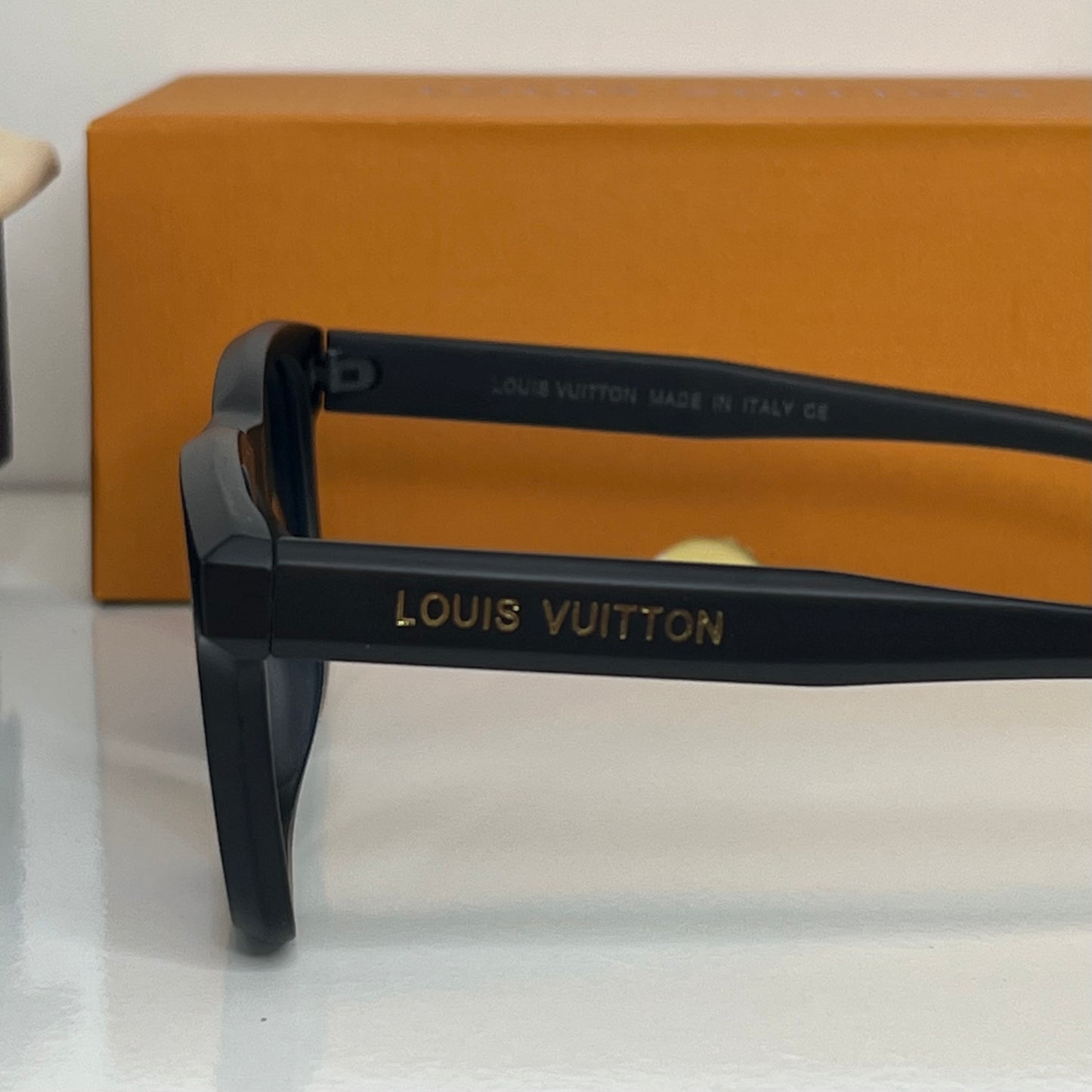 Lunettes LV Black Ocean