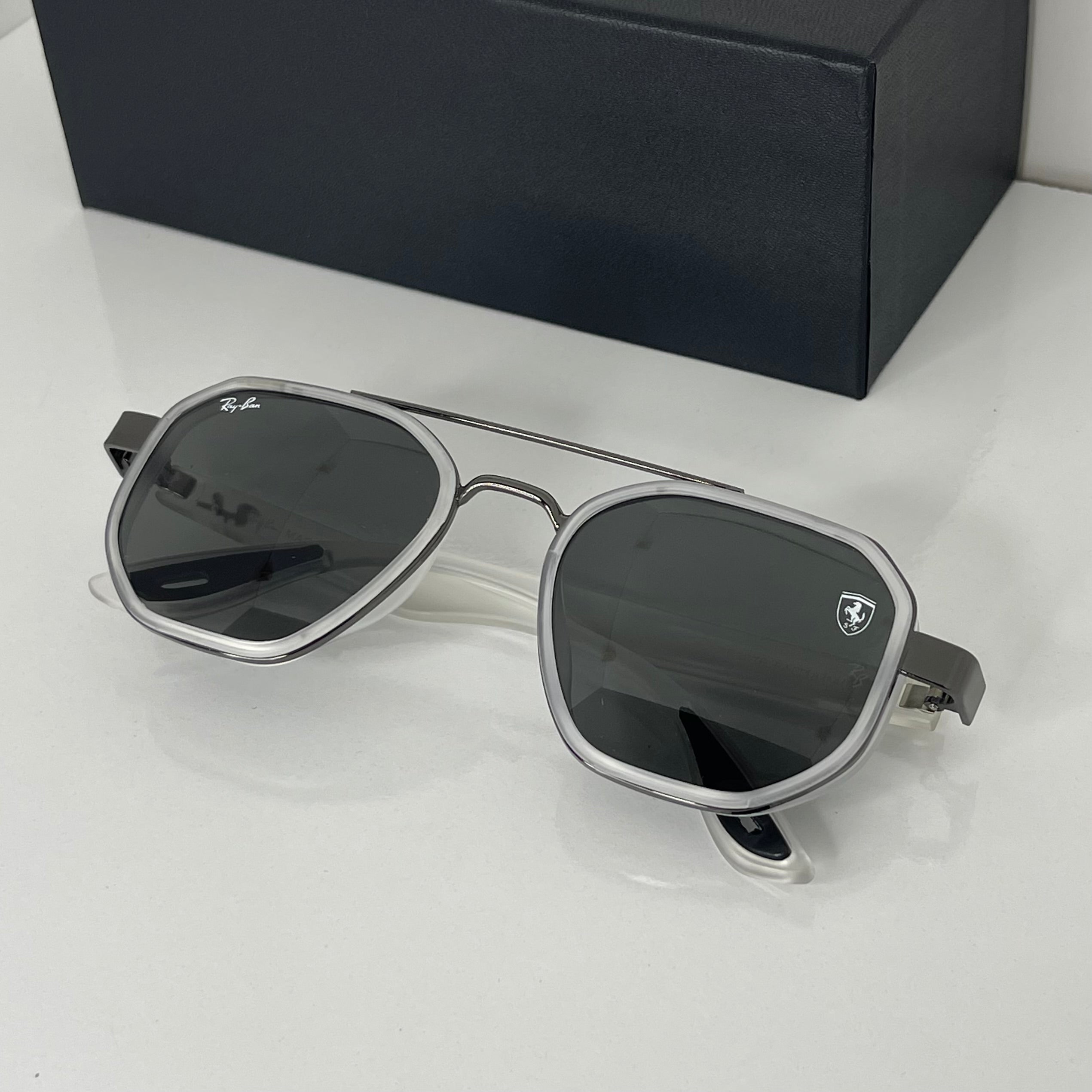 Shadow Gris Noir