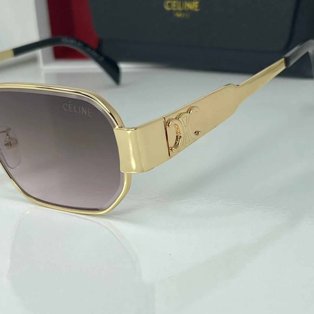 Céline Carré Gold
