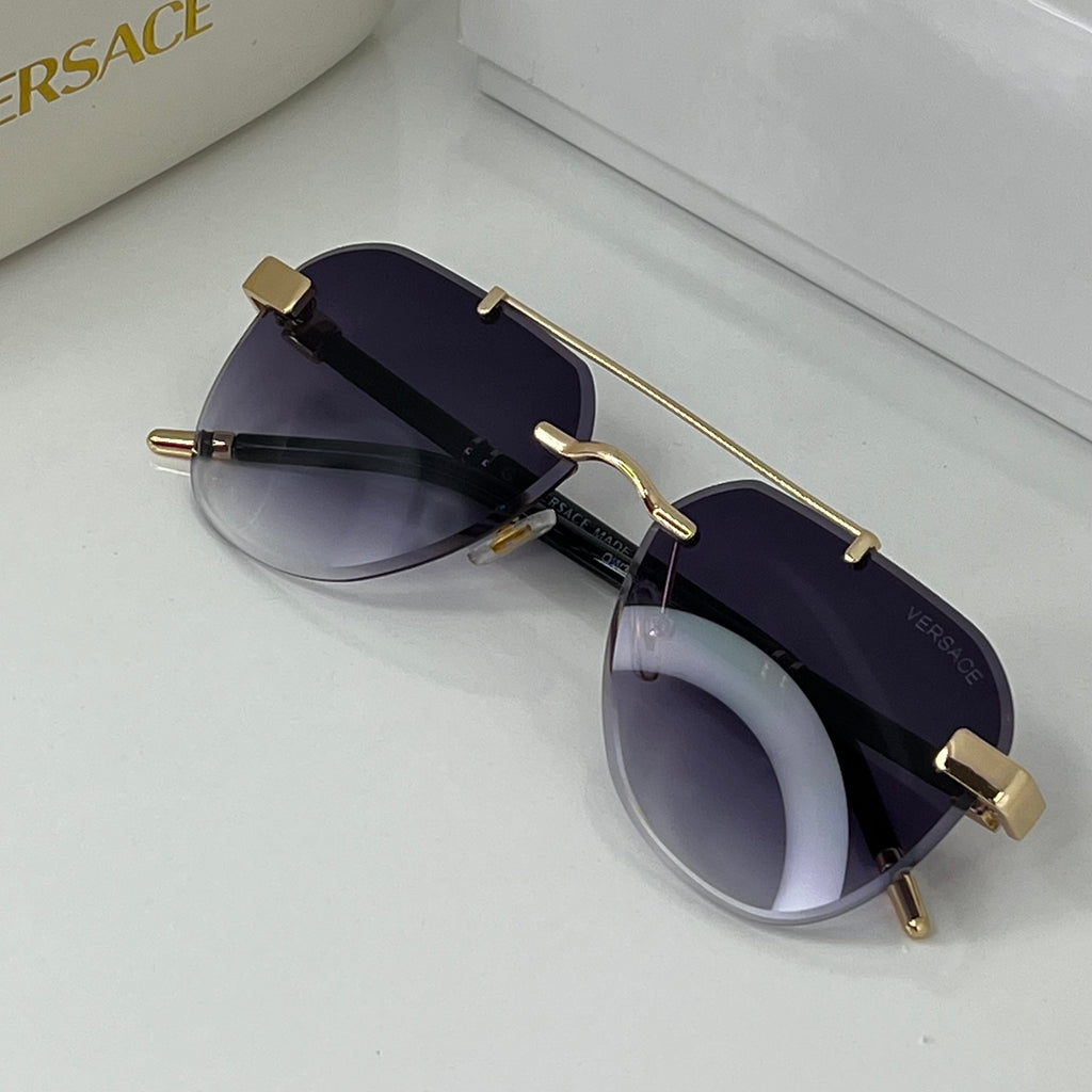 Versace Shadow line violet