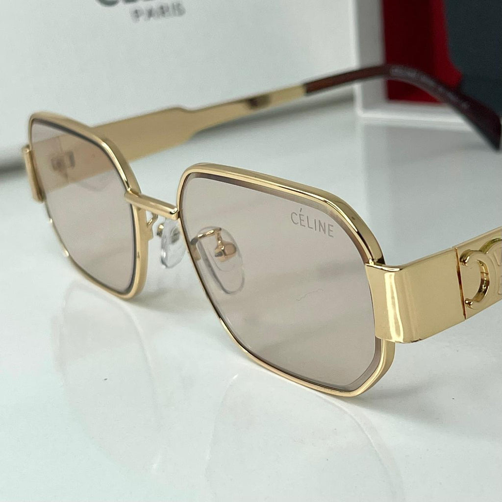 Céline Carré Pink