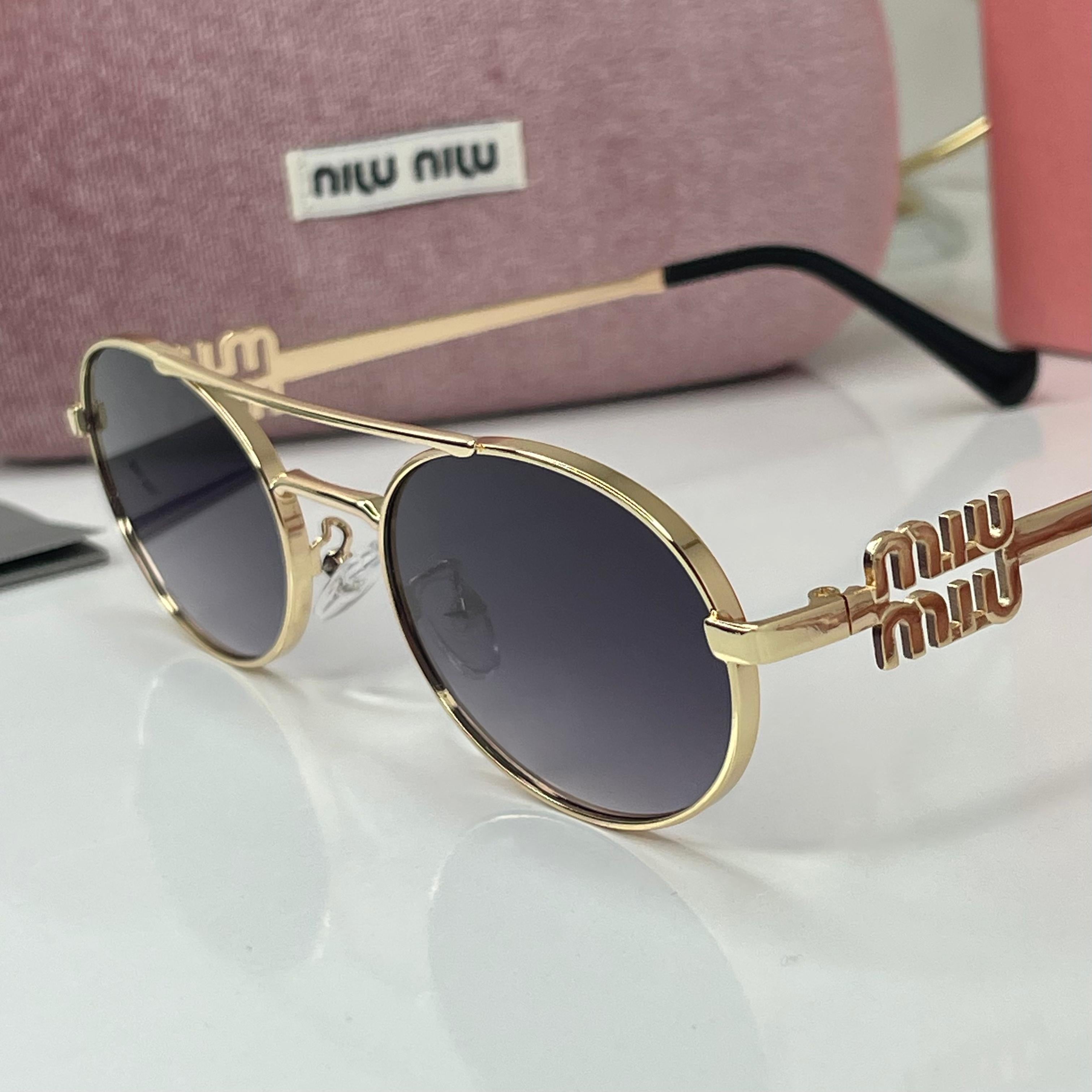 Miu Miu Soleil Noir