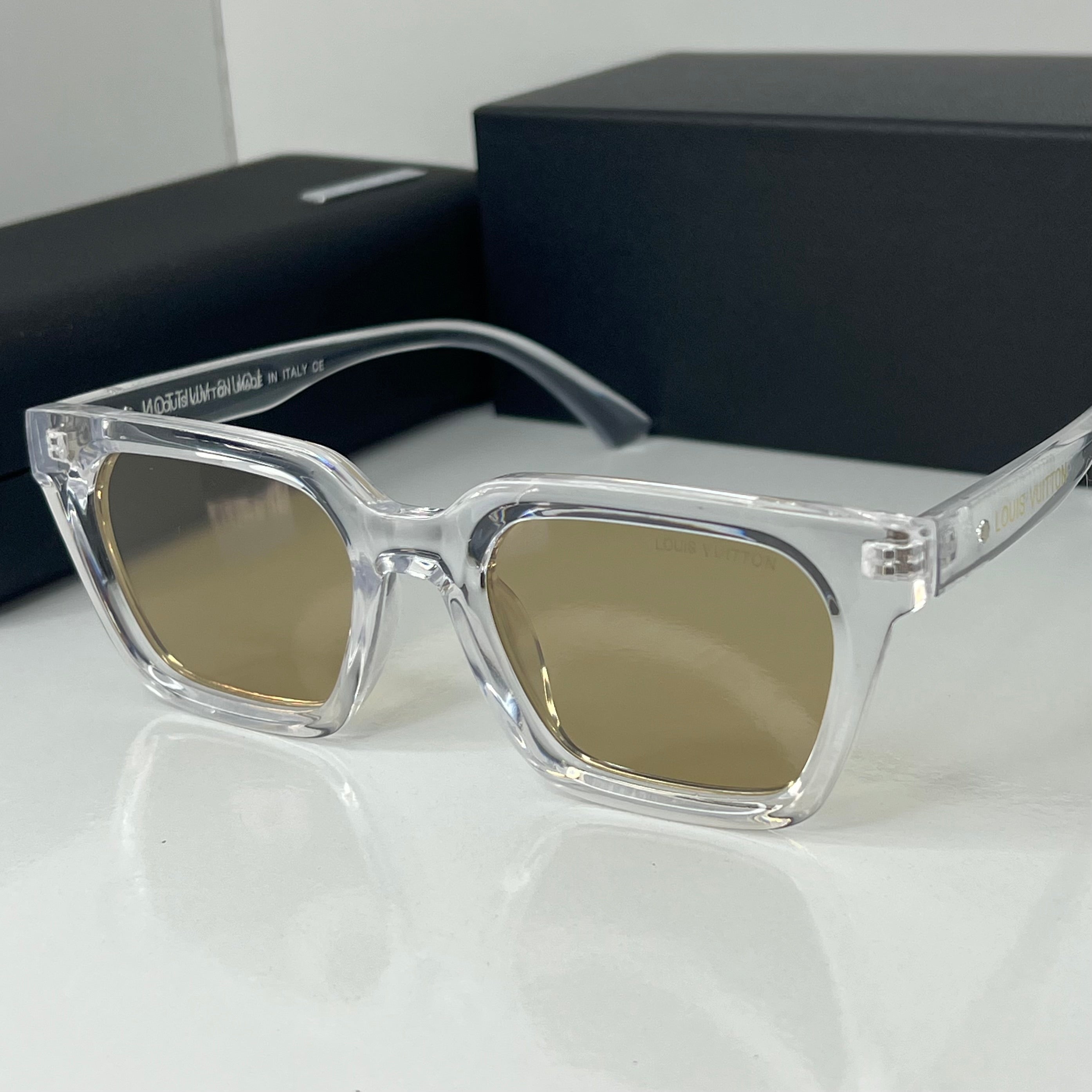 Brown Classique LV