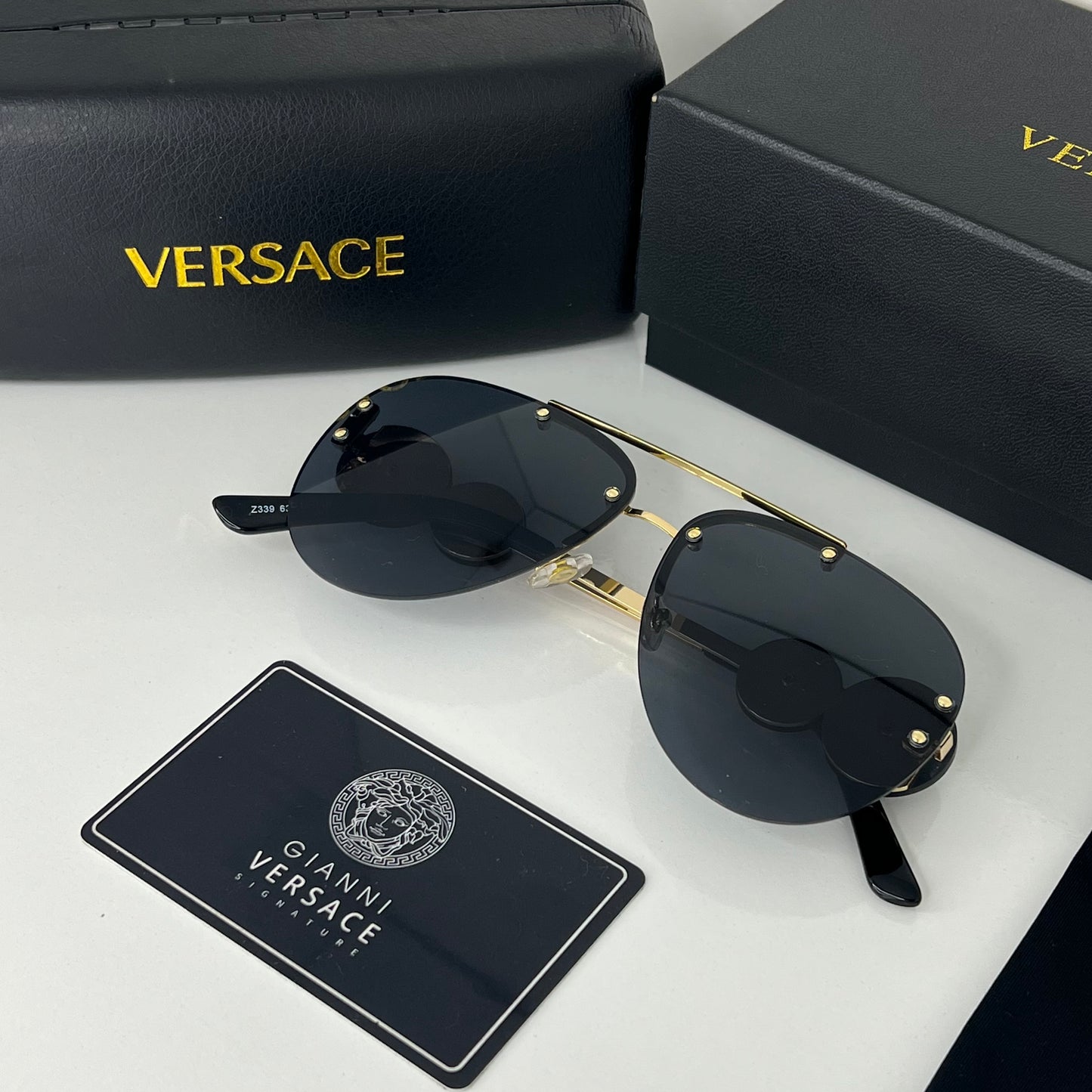 Versace Noir impérial