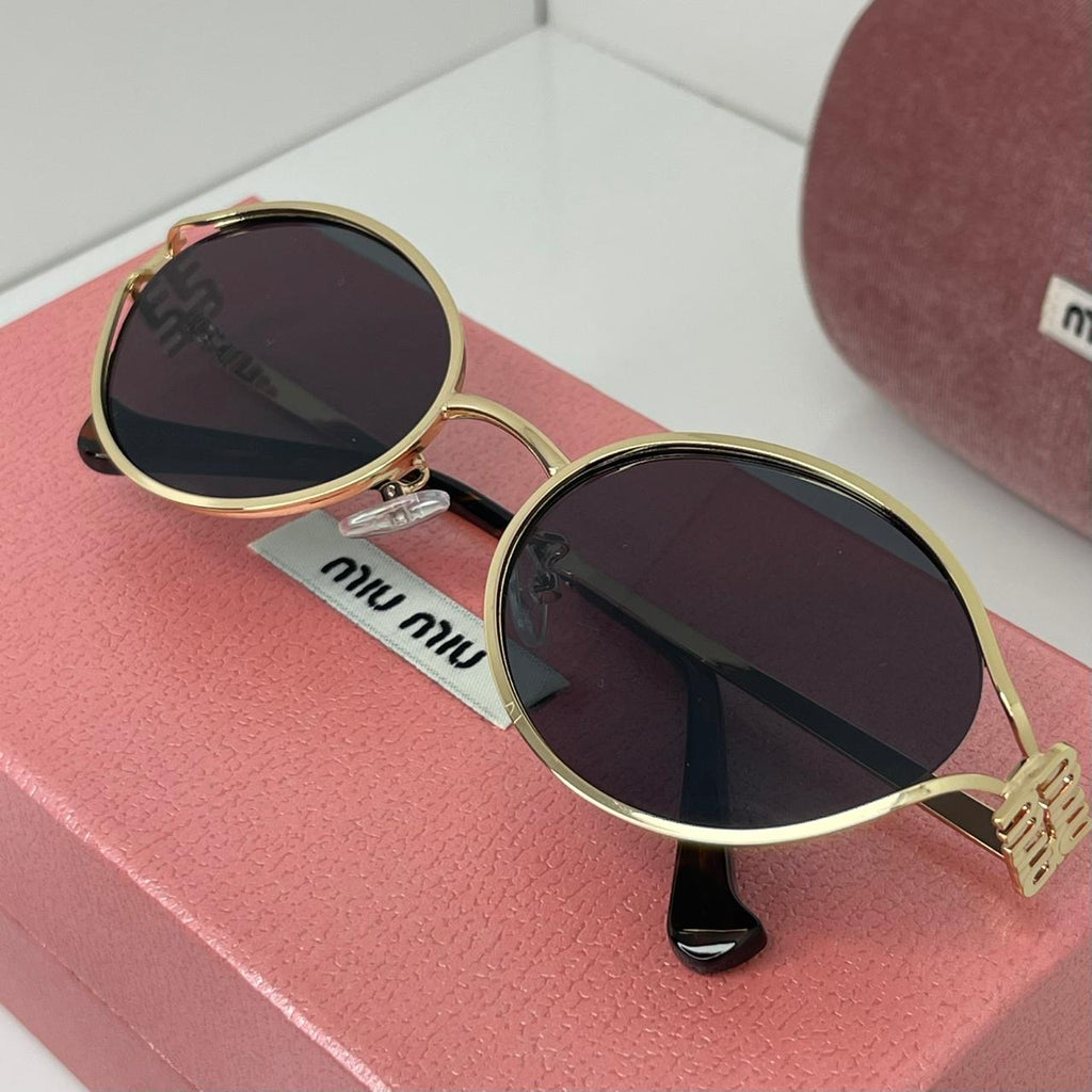 Mui Mui Chic Noir